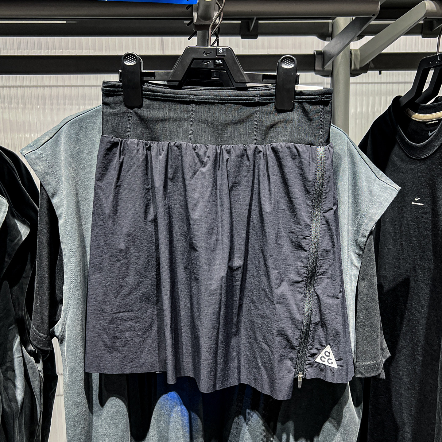 Nike耐克女装2026年秋季A