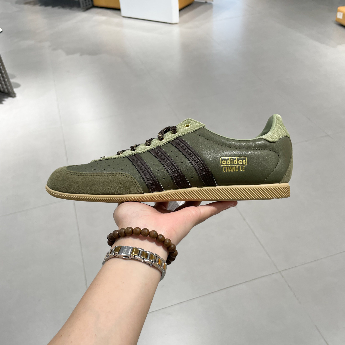 阿迪达斯三叶草男女鞋202