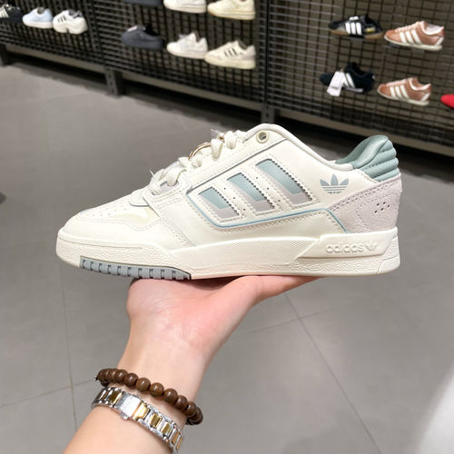 阿迪达斯三叶草女鞋2026