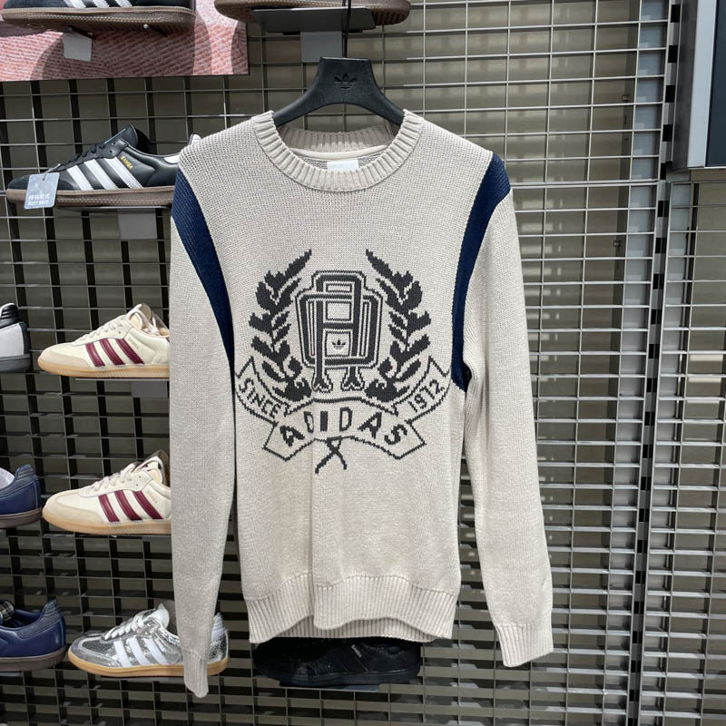 阿迪达斯三叶草2025冬季男士灰色圆领刺绣logo针织衫卫衣JX8214