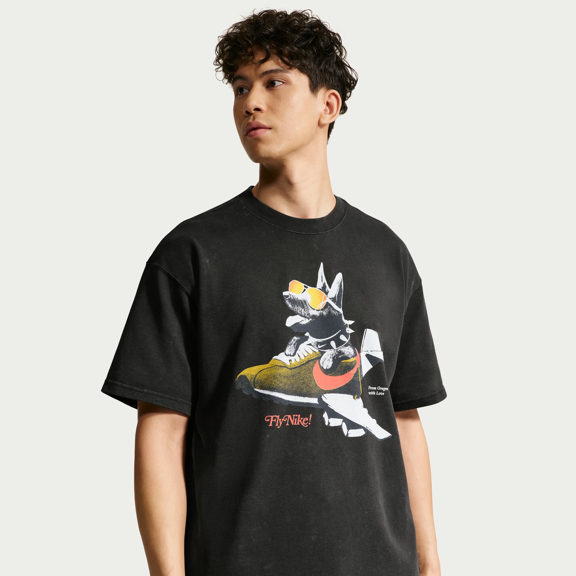 NIKE耐克男T恤26夏新款黑色宽松透气图案印花短袖上衣IR7585-010