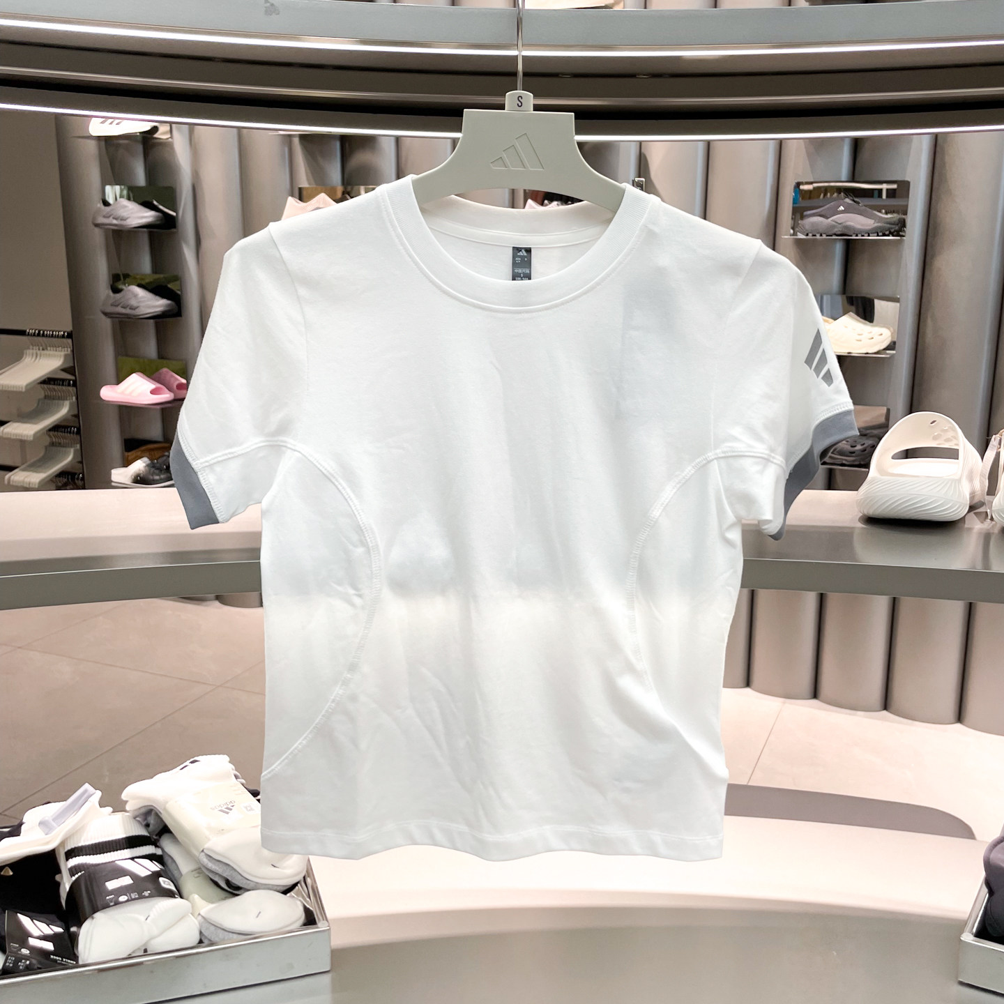Adidas女装2026夏新款纯