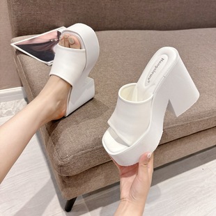 皮面鱼嘴拖鞋 防水台松糕厚底简约时尚 女 白色坡跟凉鞋 12CM超高跟鞋