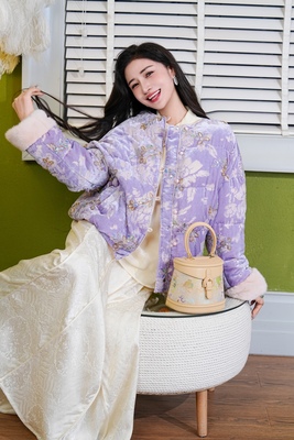 新款丝绒钉珠亮片水貂皮草羽绒服女短款圆领鹅绒整貂提花洋气外套