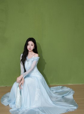 冰川蓝薄如蝉翼桑蚕丝连衣裙女夏重工刺绣露肩大摆长裙气质女神范