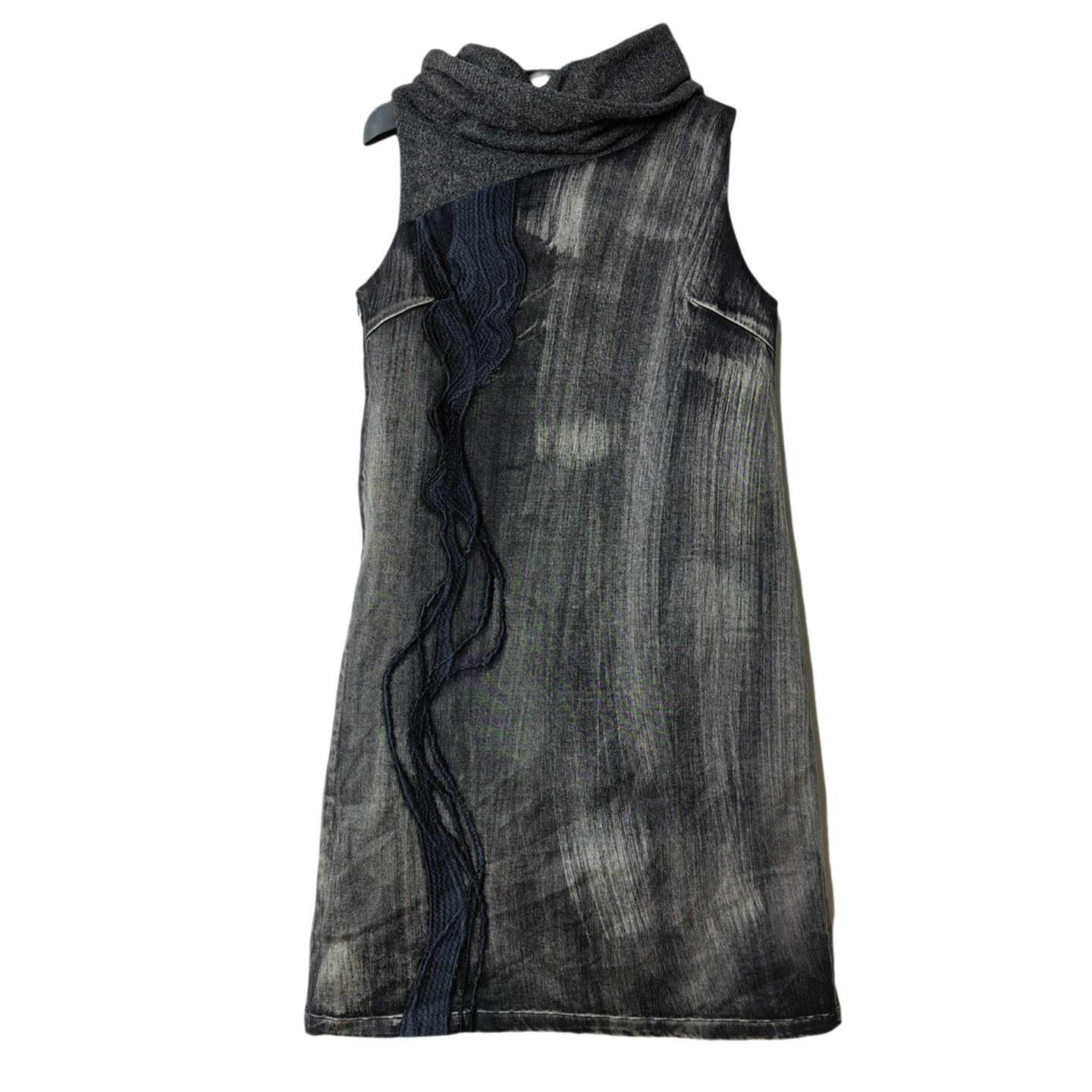 圣迪家修身堆堆领绣花无袖牛仔裙