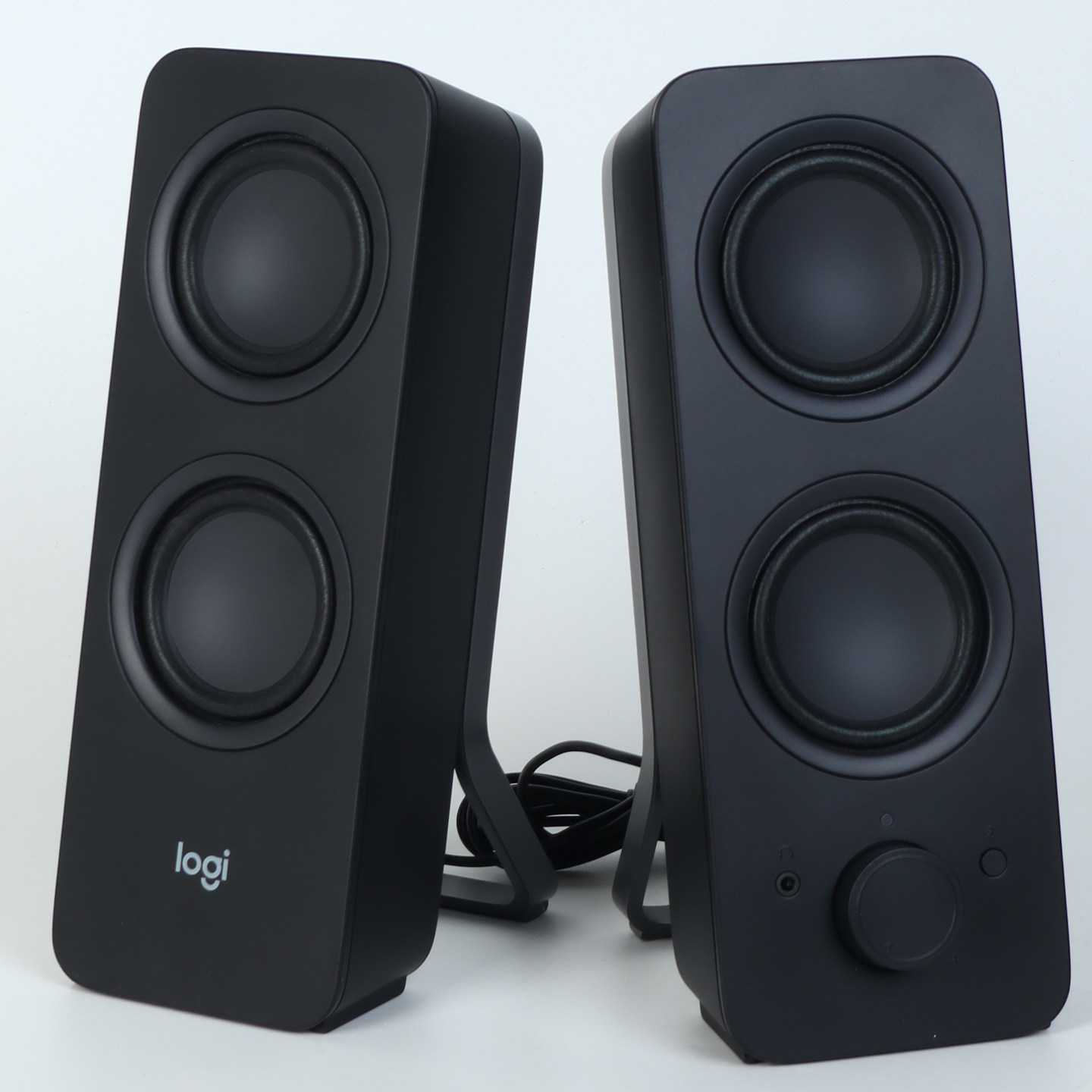 Logitech/罗技Z207笔记本台式电脑2.0立体声音响桌面蓝牙有源音箱