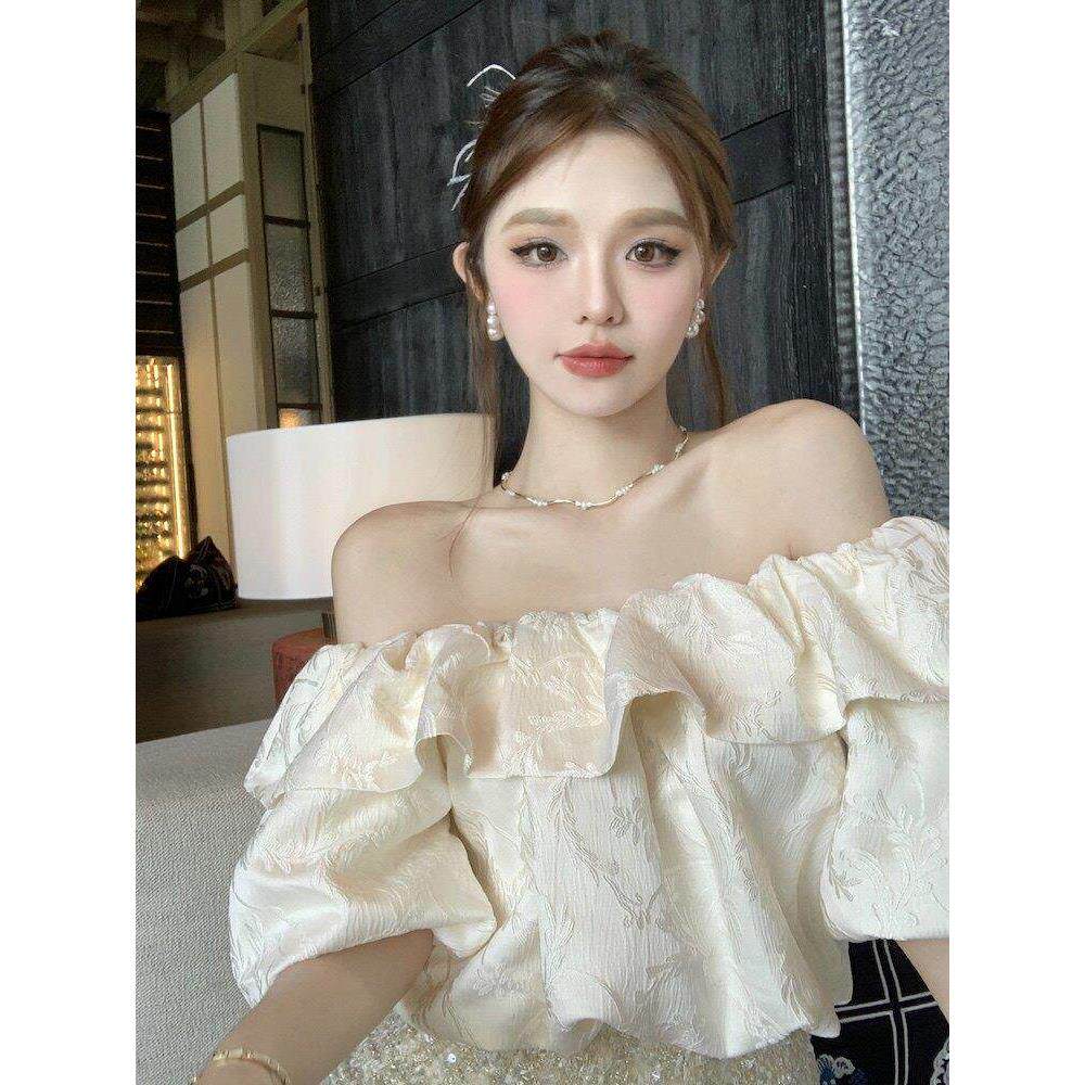 轻奢韩系chic一字肩提花衬衫女设计高级感泡泡袖荷叶边别致上衣夏