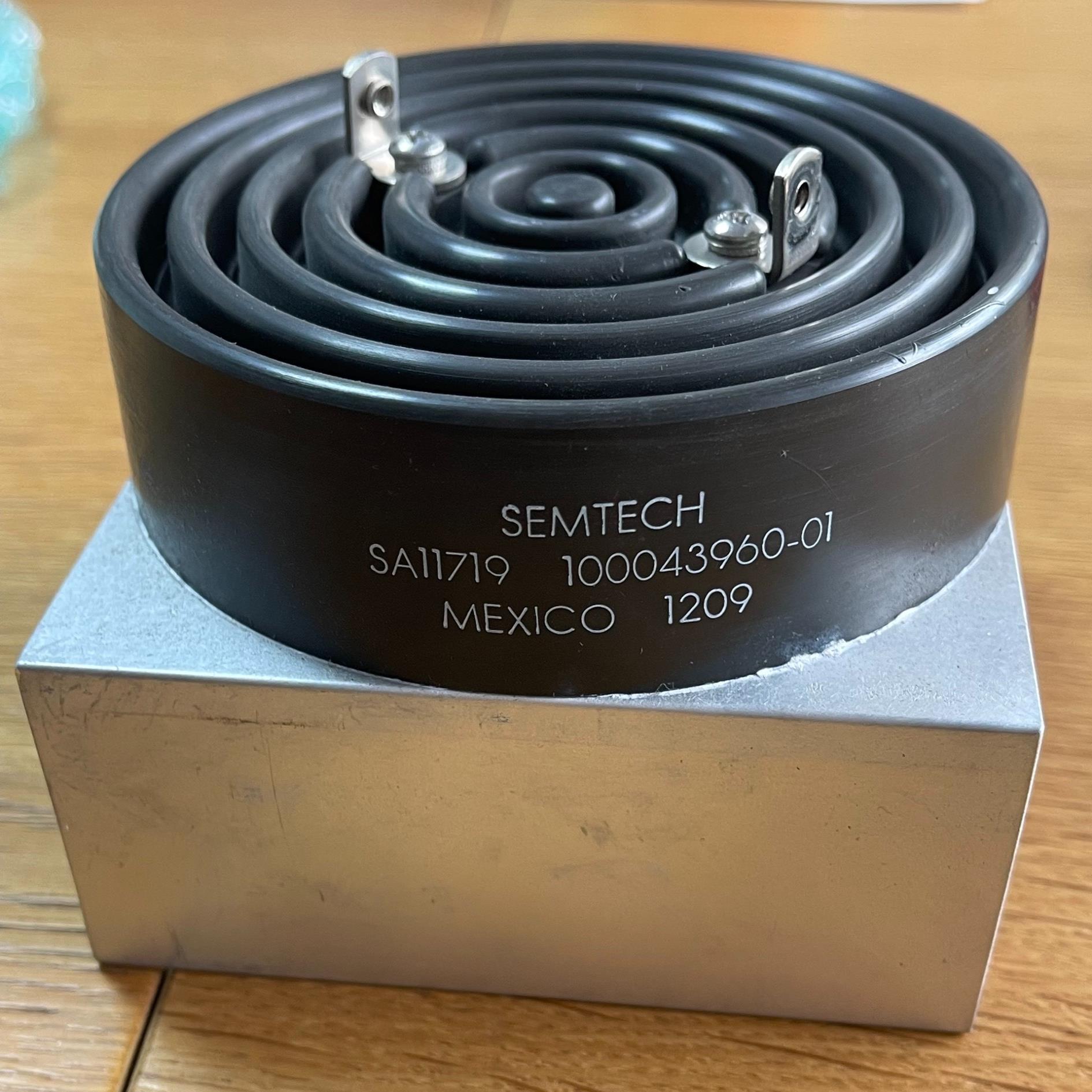 (背呗机械)高压二级管 SEMTECH SA11719