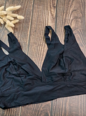 1X-3X外贸欧美大尺码性感V领无钢圈超薄内衣黑色冰丝大显小文胸