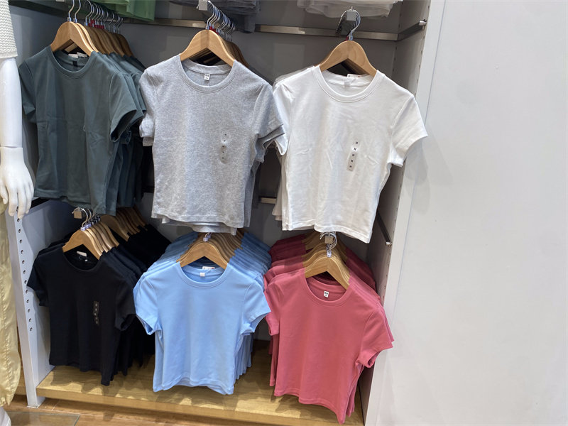 优衣库国内代购女生圆领短t恤(高腰短款 短袖 修身 打底) 455762