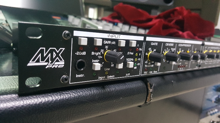 Drawmer MXPRO-60 1U 话筒放大器 压缩 EQ 齿音消除 通道条 话放