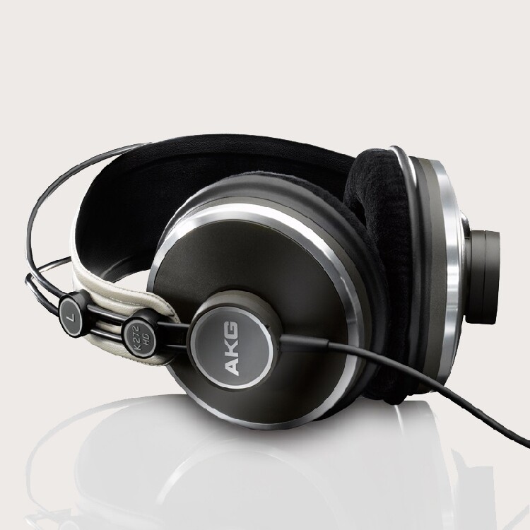 AKG K272HD 专业监听 经典封闭式耳机