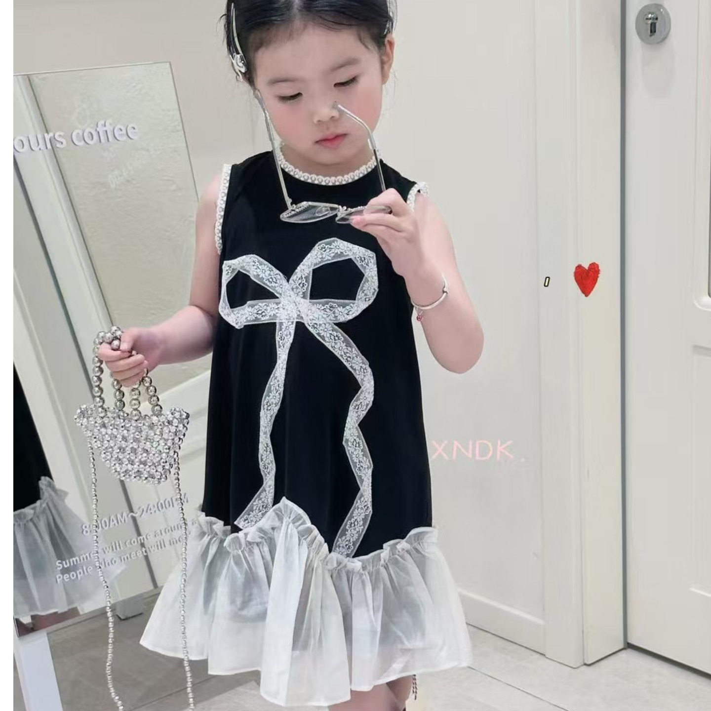 韩版女童夏季黑色蝴蝶结无袖连衣裙儿童纯棉公主裙蕾丝花边长裙