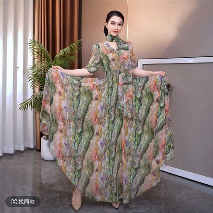 新款气质飘带V领连衣裙复古水墨印花大摆裙收腰显瘦中年女士长裙