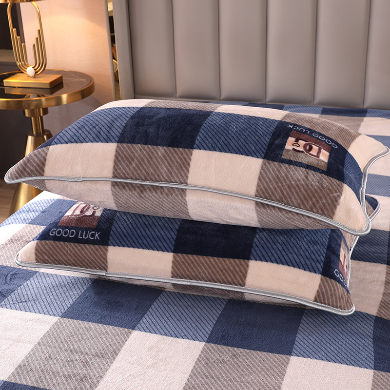 俏妮子牛奶绒江苏南通保暖枕套