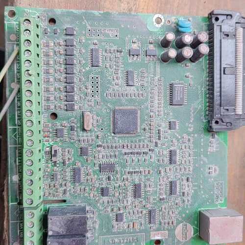 议价凌士达变频器G7400主板22KW一张，