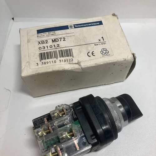 议价TELEMECANIQUE XB2 MD72 SELECTOR SWITCH 3 POS SPRING RETU