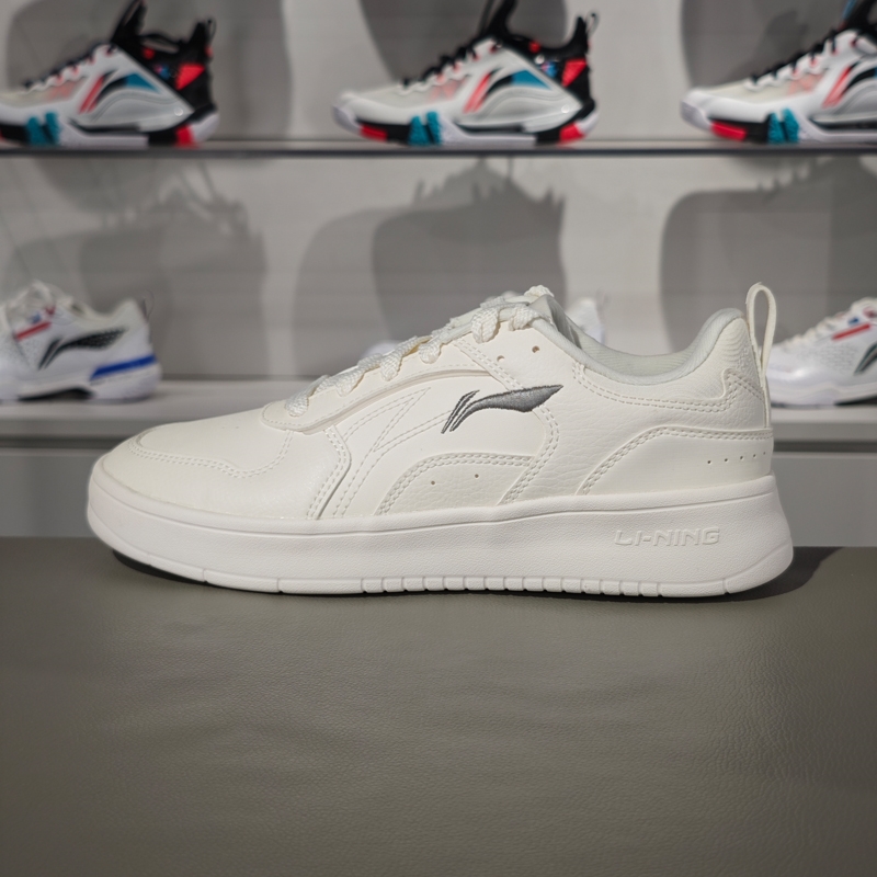 李宁防滑耐磨男子系带休闲鞋