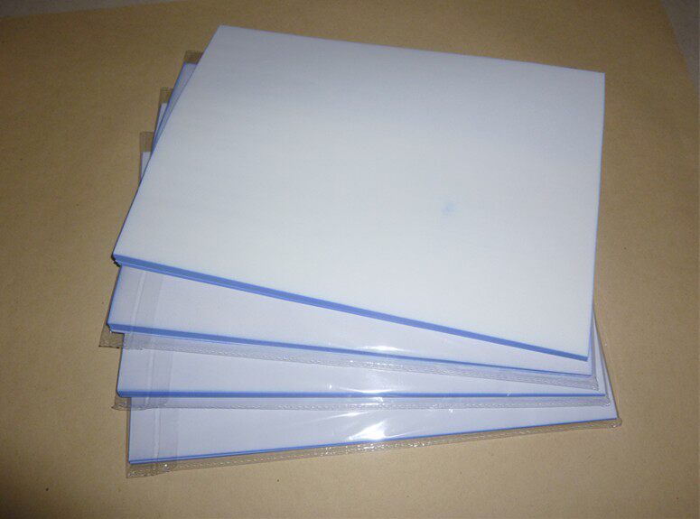 优质空白无碳复写纸a4 针式打印纸 售货清单纸收据纸无碳纸中白色