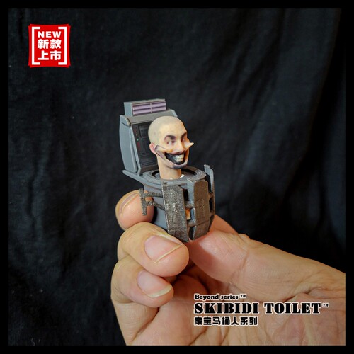 马桶人战士/监控人战士 闪电马桶人战士级手办