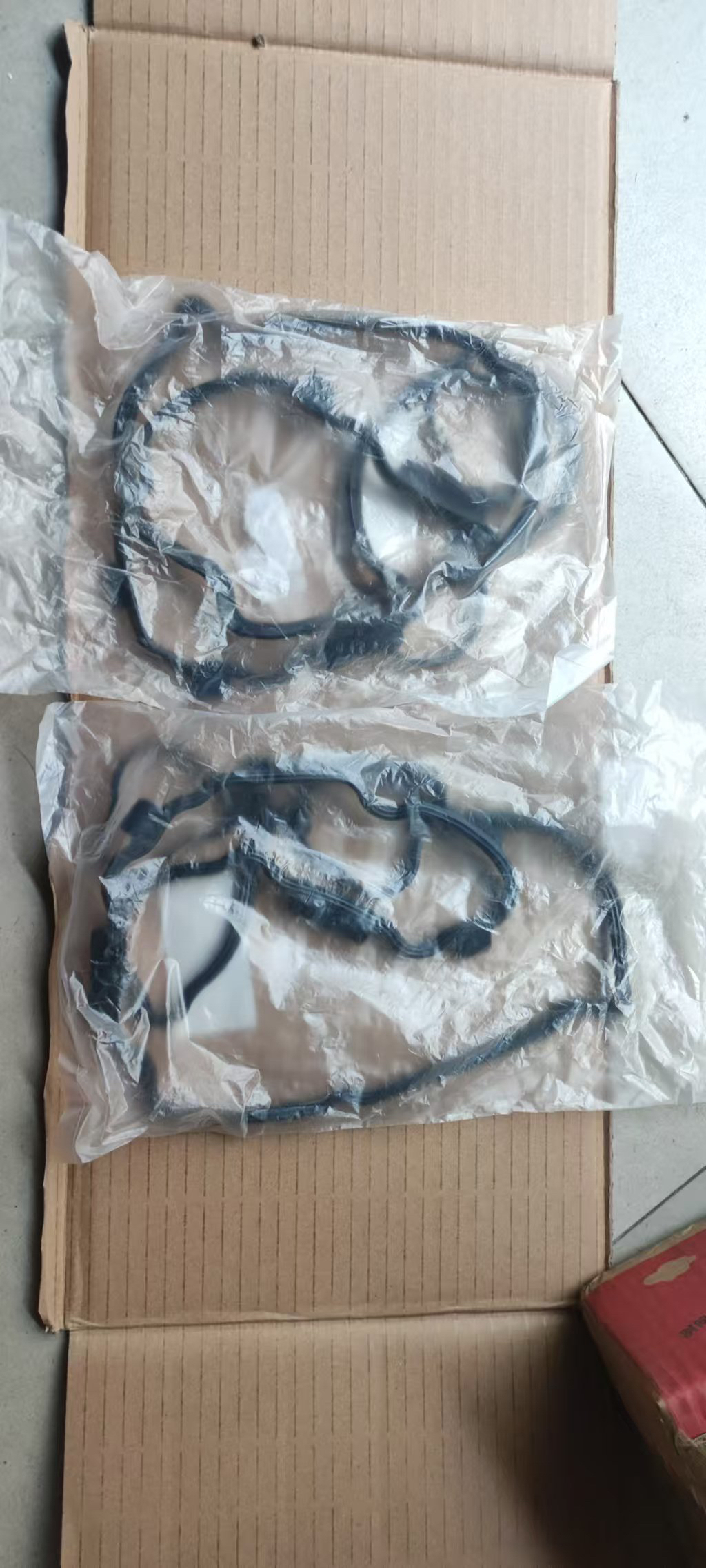 08款天籁2.5发动机气门室盖垫缸盖垫火嘴胶圈密封垫圈