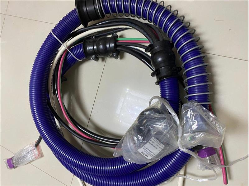 议价库卡C4机器线包 C210335人-94-044H2管C0258-50-0 745H全新原