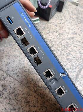 议价华三 h3c er6300g2 图片中那里搬运的时候不小心被议价