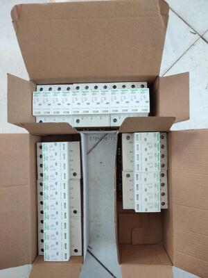 议价询价施耐德IPRU浪涌保护器4P20KA和4P40KA。议价询价