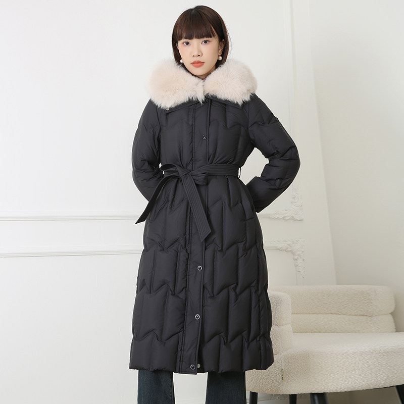 梵凯羽绒服女2025冬时尚压胶修身长款狐狸毛领连帽90鸭绒羽绒服女