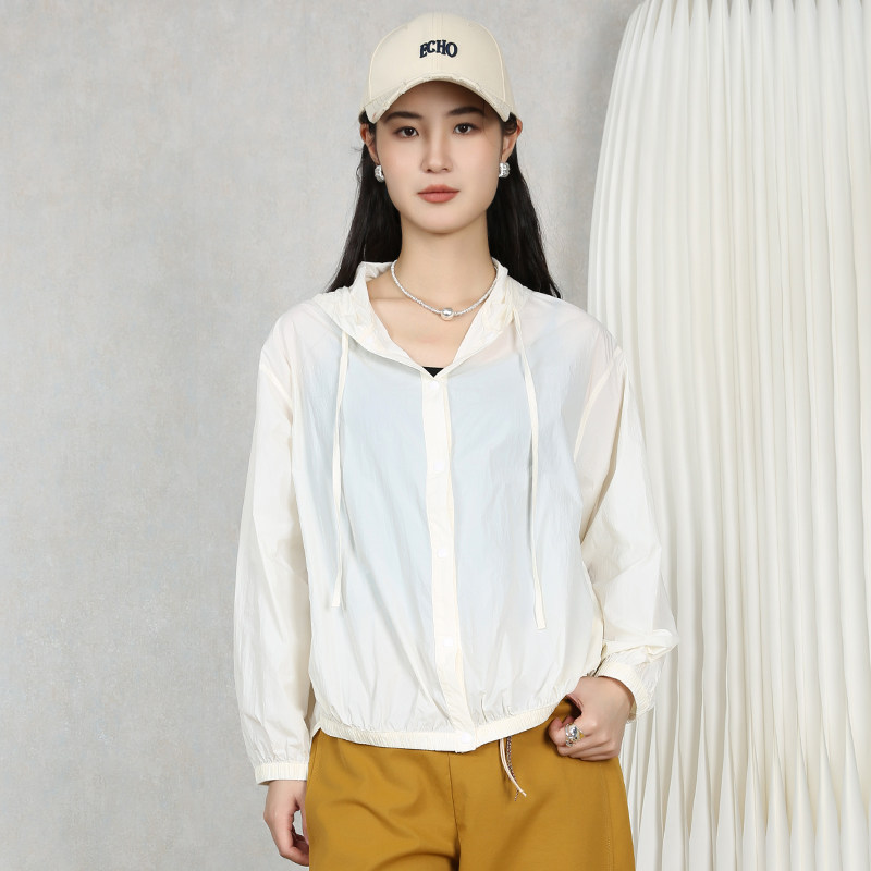 梵凯外套女2026春轻薄连帽设计感百搭休闲春夏防晒防风外套女