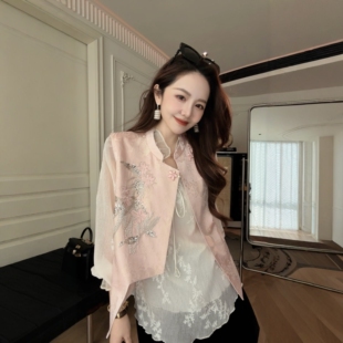 重工刺绣钉珠金线盘扣圆领无袖 新中式 马甲 大兔子 PINZIKO