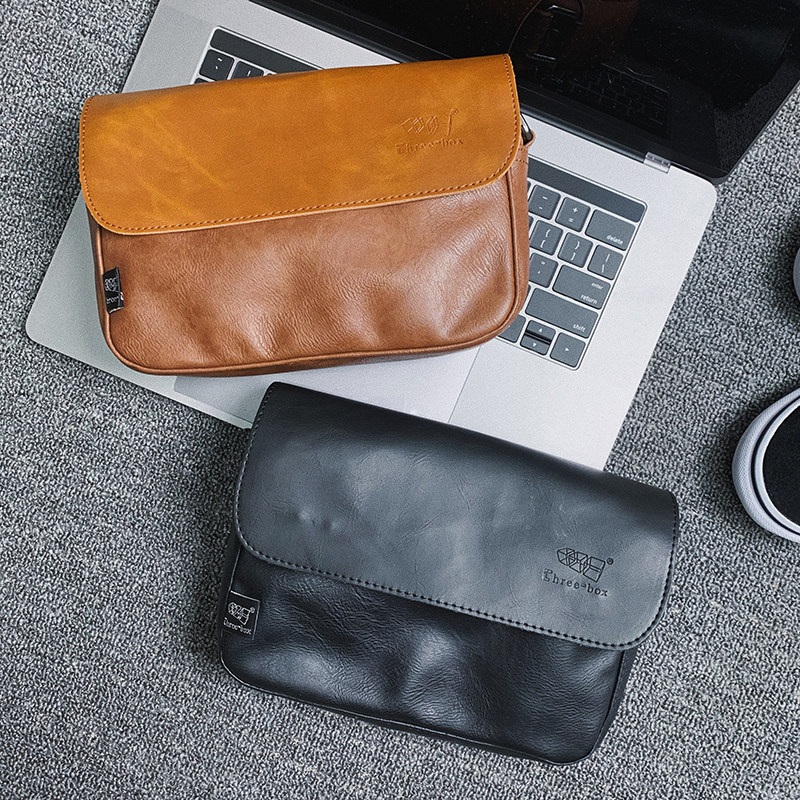 日系单肩包pu皮复古邮差包简约文艺学院风青年斜挎包潮流休闲小包