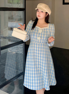 蓝色连衣裙2025秋季新款220斤胖mm法式方领气质显瘦遮肉格子长裙
