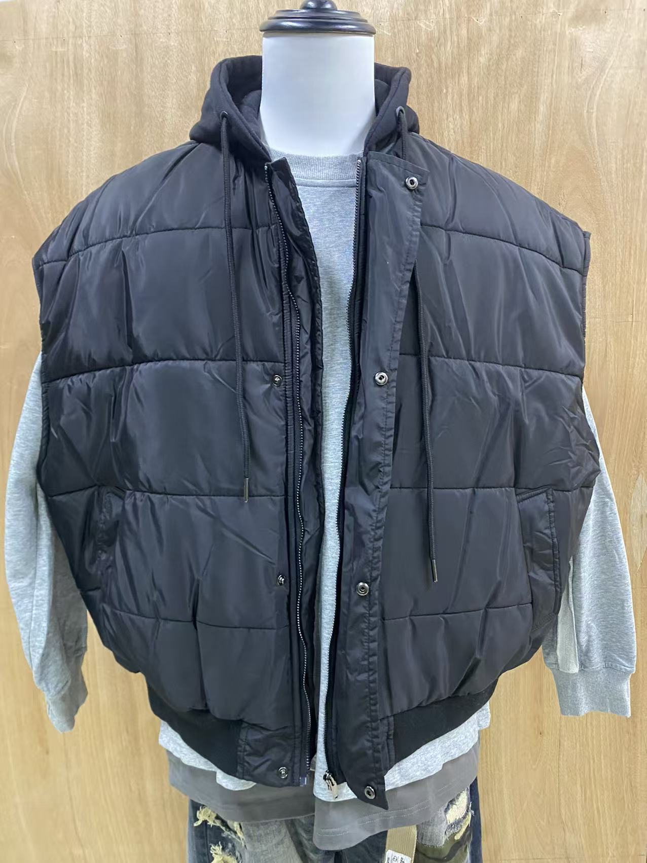 2025年秋冬马夹宽松休闲羽绒棉外套棒球服连衣帽筒约帅气马甲背心