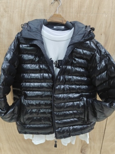 东大门韩国男装时尚光泽感立领抽绳连帽三拉链排骨纹羽绒棉服外套