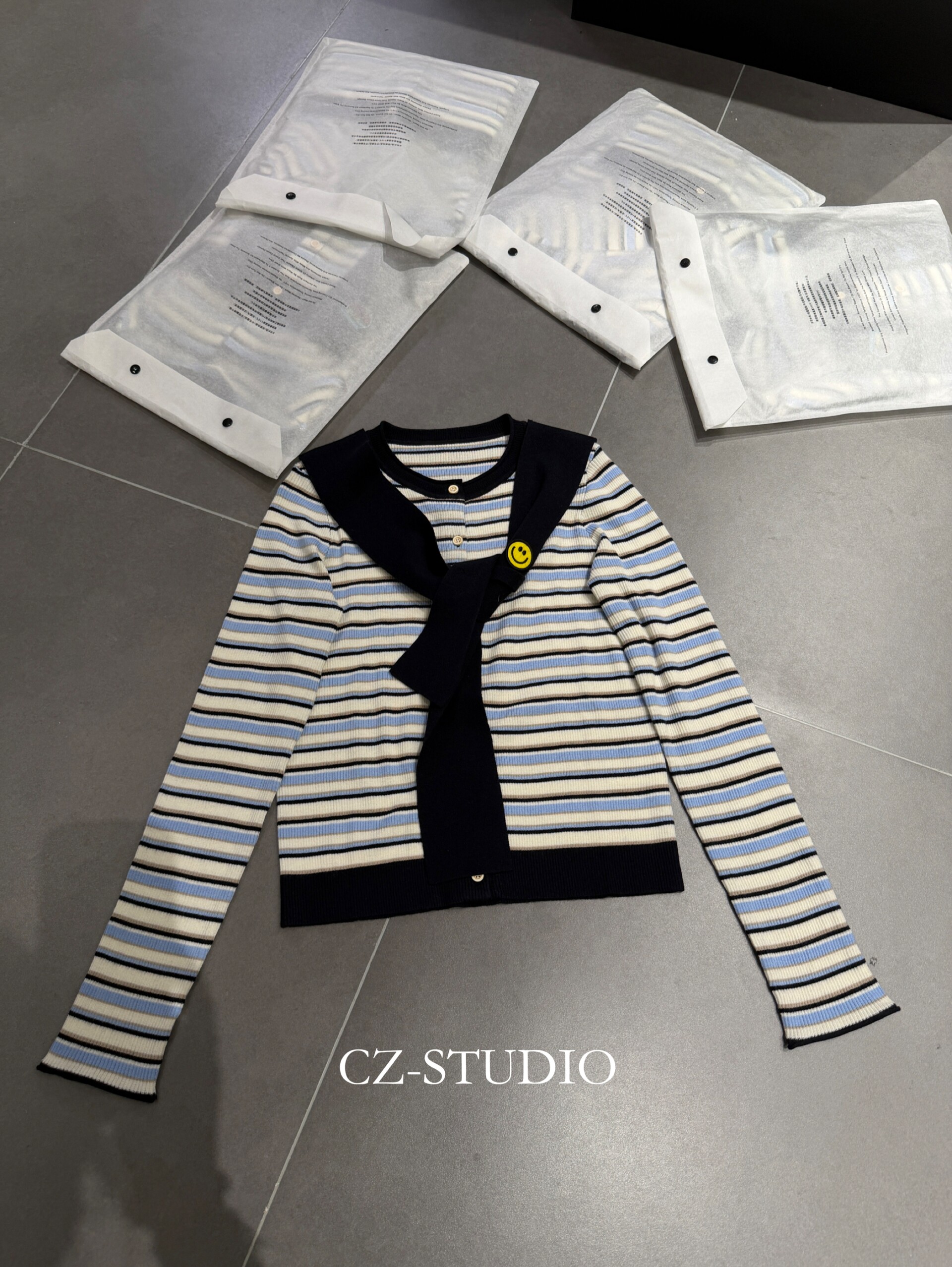 欧洲站2026春季新款 欧货圆领配披肩百搭两件套条纹长袖针织开衫