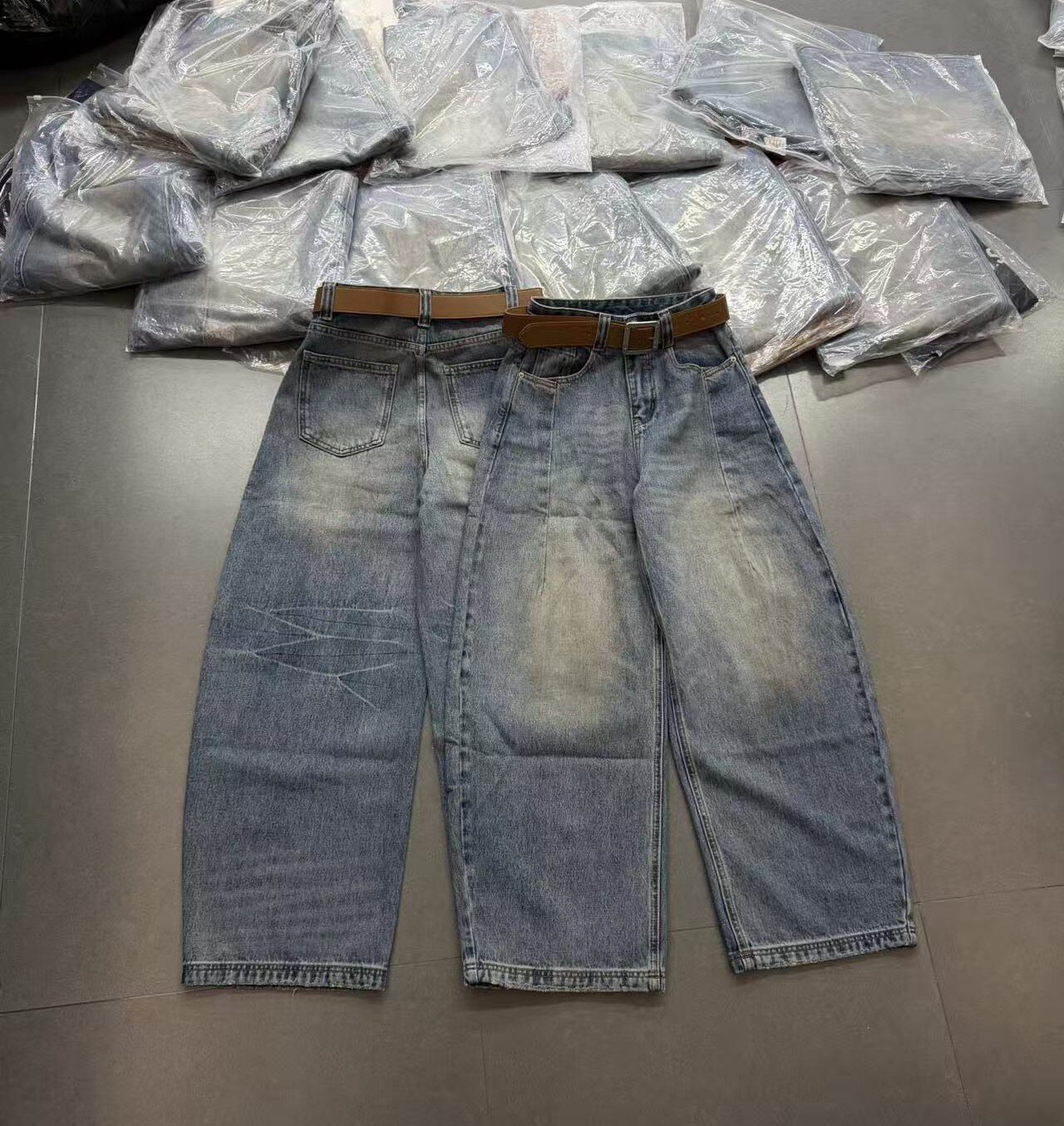 欧洲站2026春季新款欧货时尚百搭高腰显瘦直筒阔腿复古牛仔裤女