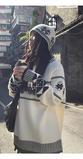 红人馆毛衣女款2026新款冬季穿搭慵懒高级感上衣中长款复古针织衫
