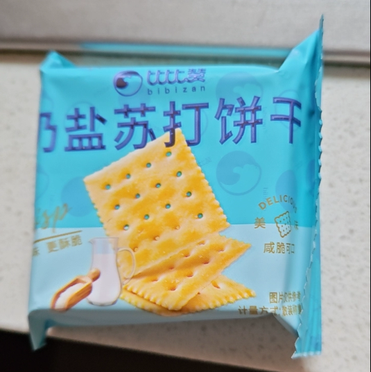 比比赞奶盐海盐酥脆苏打饼干