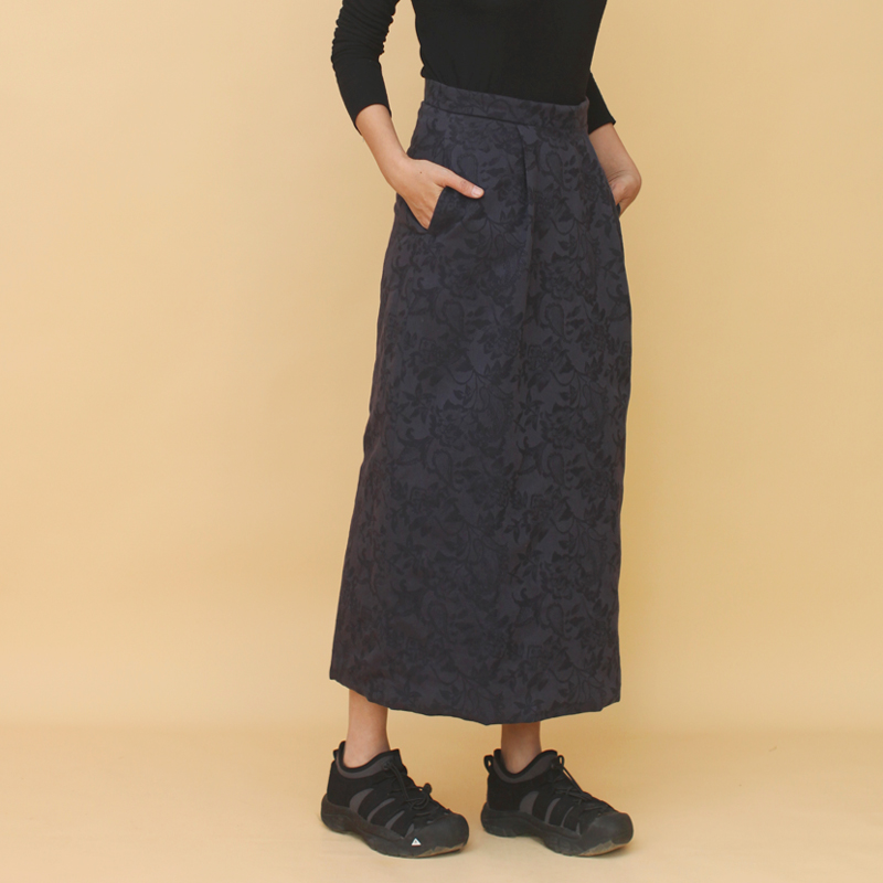 姜欢设计深蓝色提花厚实半身棉裙