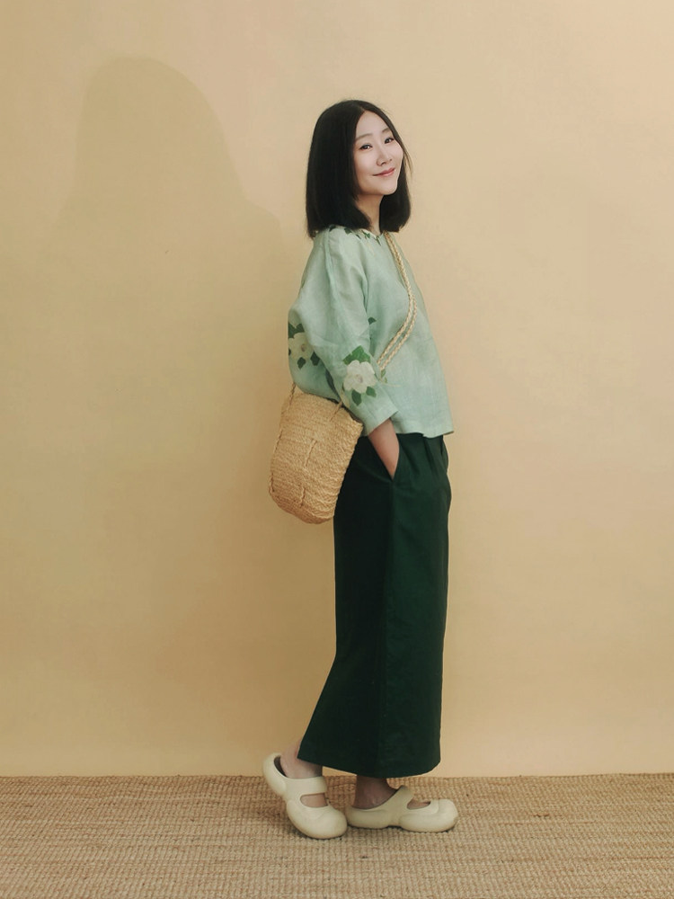 姜欢苎麻宽松圆领罩衫文艺