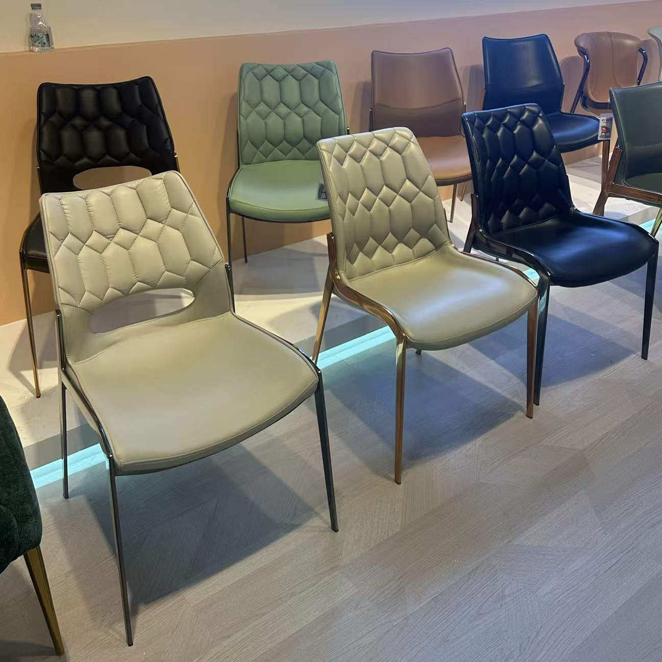 新款加厚款管壁酒店椅 进口马鞍皮椅子可定制各种颜色,住宅家具,餐椅,淘宝优惠券,粉丝福利购,淘宝优惠卷