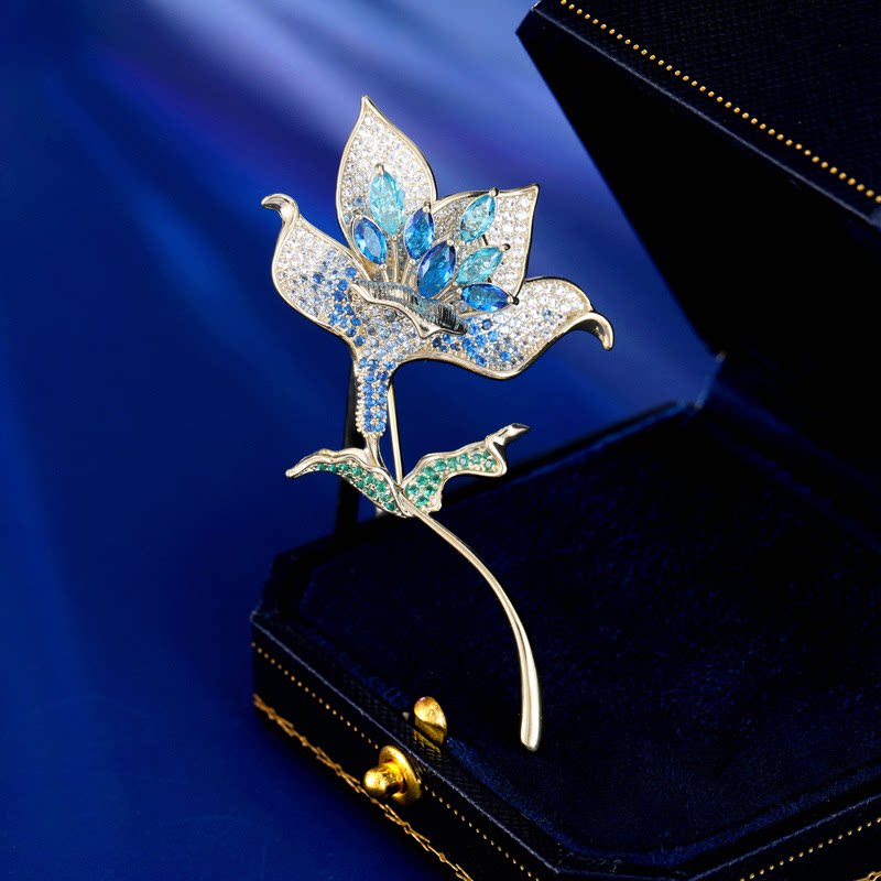 韩版气质彩色锆石花朵别针女士配饰西装大衣时尚胸花玫瑰花胸针女