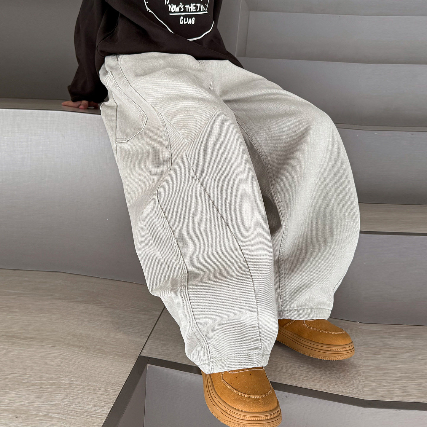 儿童装男童秋装裤子2026新款春秋款大童宽松牛仔裤秋季弯刀裤长裤