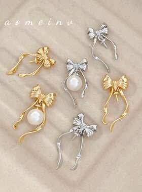 铜镀真金18k韩版ins蝴蝶结飘带不对称珍珠插针吊坠手工饰品配件