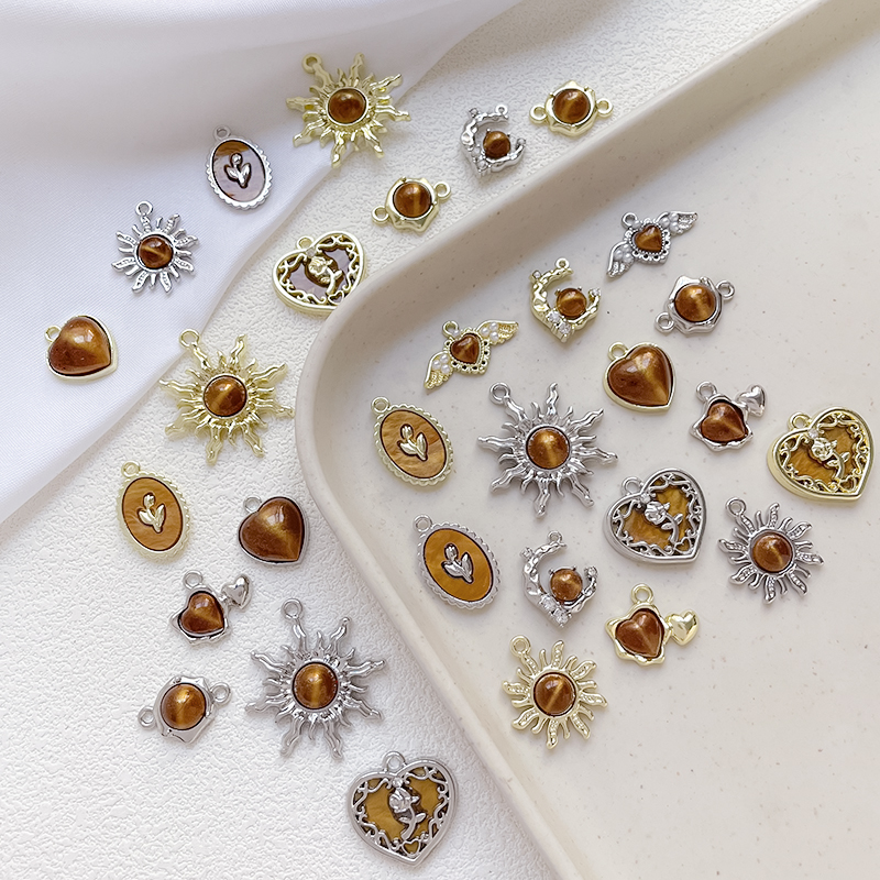 18k金色合金保色仿虎眼石太阳爱心吊坠隔珠diy手工饰品串珠配件