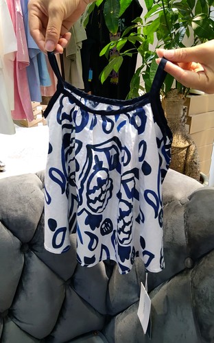 小童品牌VOOTOO童装实体店断码捡漏女童花色吊带上衣G83119