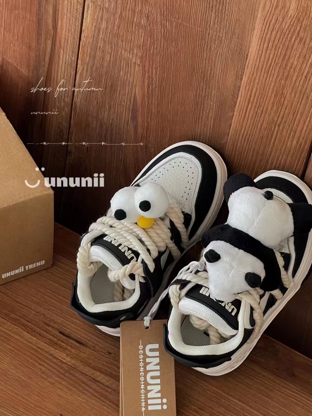 UNUNII品牌童装实体店断码清货中大童运动鞋玩偶可脱卸UN8055