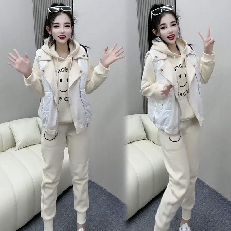 休闲运动套装女2025冬季新款宽松显瘦加绒加厚马甲连帽卫衣三件套
